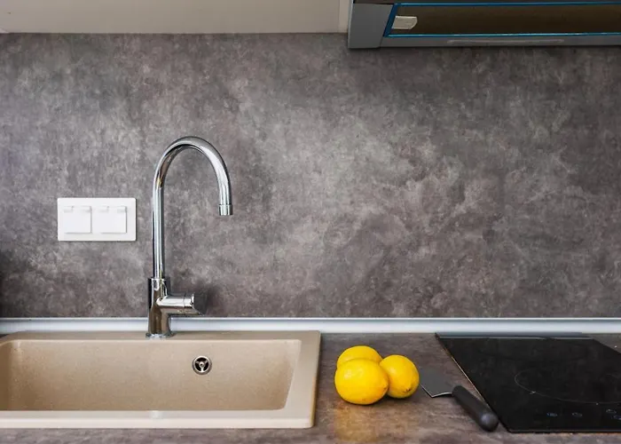 Emerald Luxury By Binobi! *